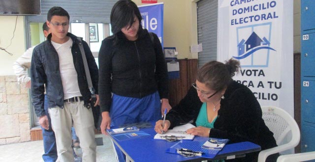 CNE cambios domicilio chimborazo