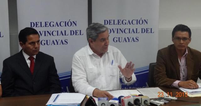 CNE rueda de prensa en guayaquil