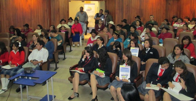 CNE seminario mujeres