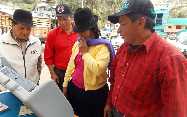 24-CNE capacitacion voto electronico kichua azuay