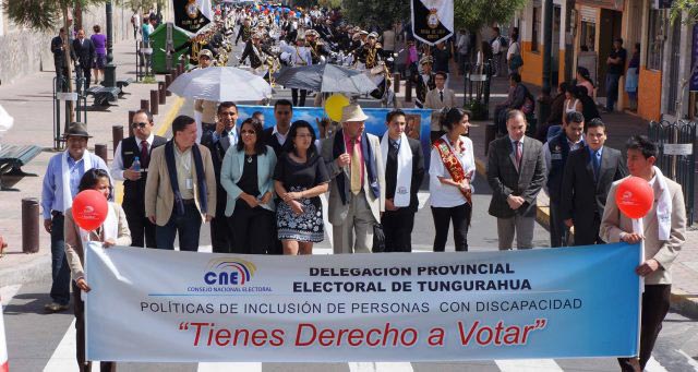 CNE feria de la democracia ambato