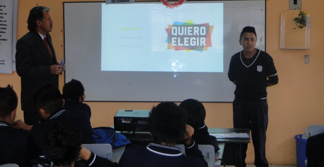 "Quiero elegir" promueve voto de adolescentes en Manabí