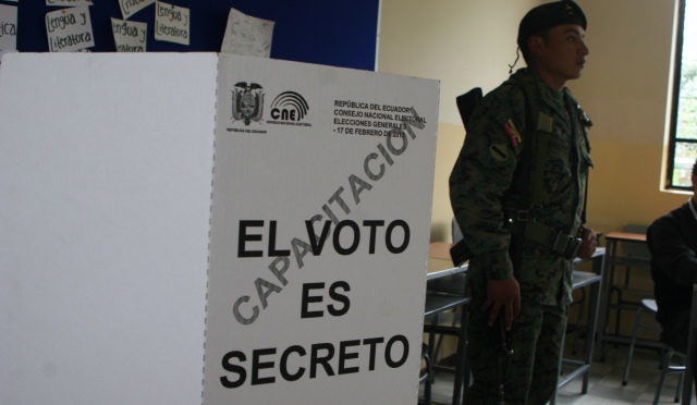 Más de 52.000 militares y policías vigilarán Elecciones