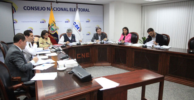 CNE y CPCCS alistan cronograma de capacitaciones a autoridades electas