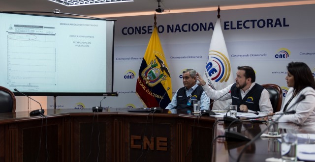 Más de 200 mil firmas de Yasunidos presentaron inconsistencias