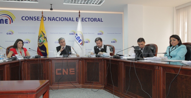 CNE resolverá esta noche el informe jurídico sobre Yasunidos