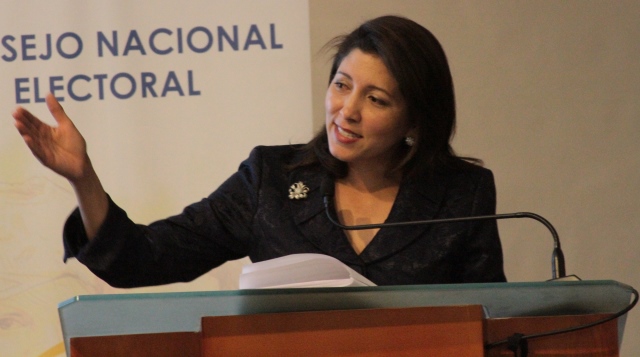  CNE presentó publicación sobre Niveles de Participación Política de la Mujer Ecuatoriana 