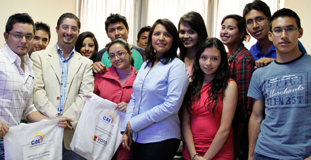 CNE apoya iniciativas de formación a jóvenes de organizaciones políticas