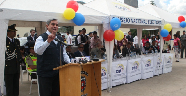 141021 cne presidente uruguay