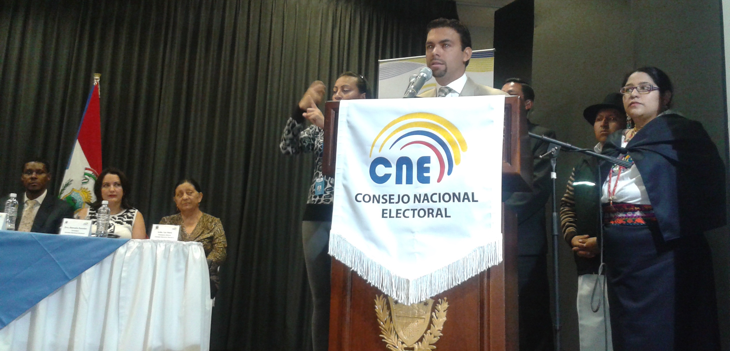 150314 cne mujeres1