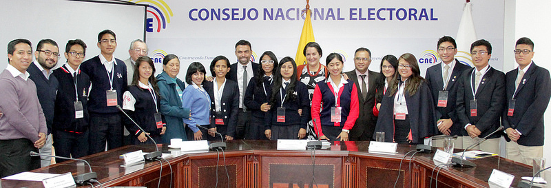 151106cne jovenes Consejeros