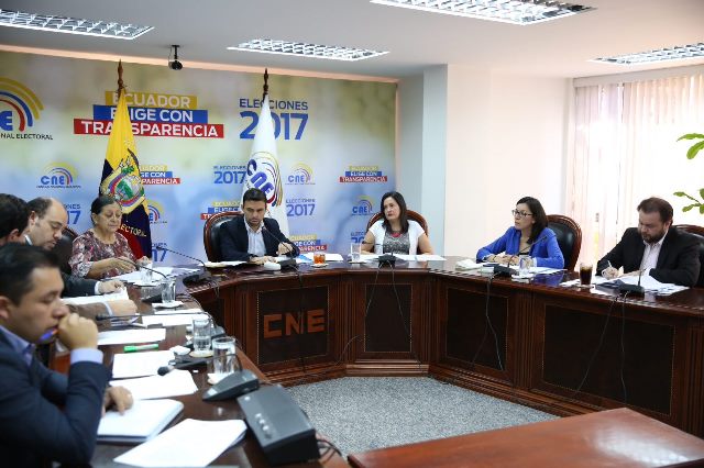 13052016 cne guayaquil