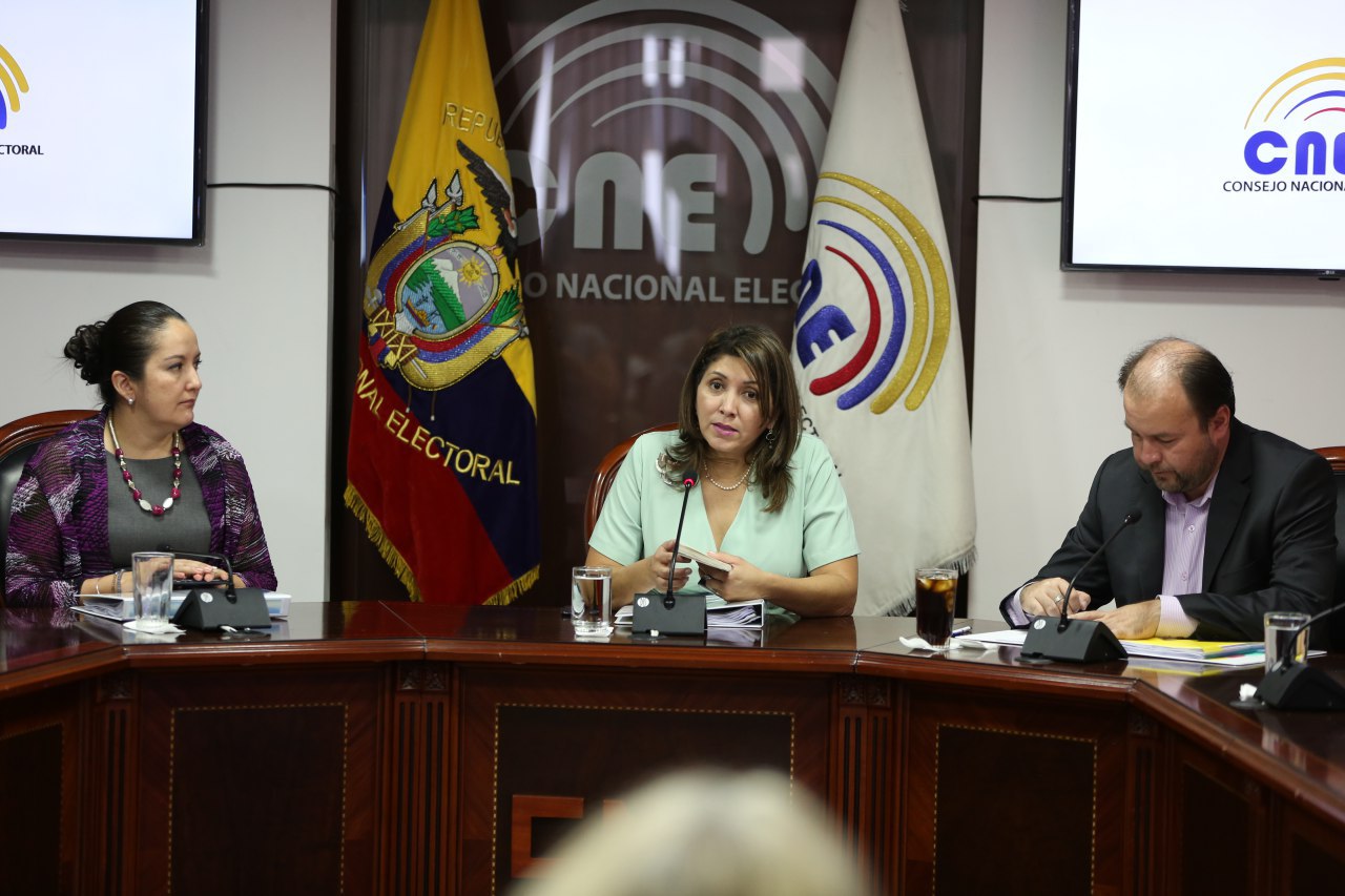 180606 cne pleno