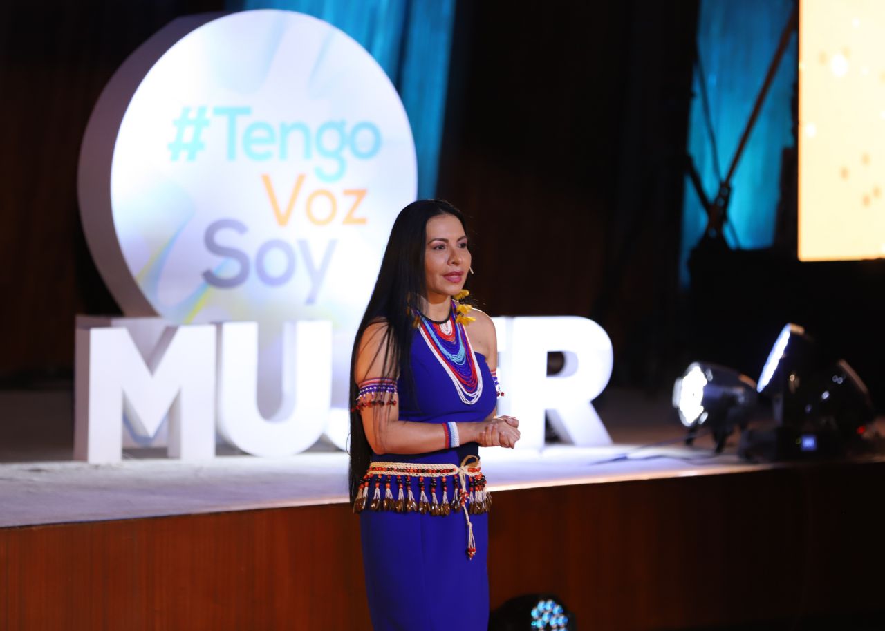 190306 cne mujer