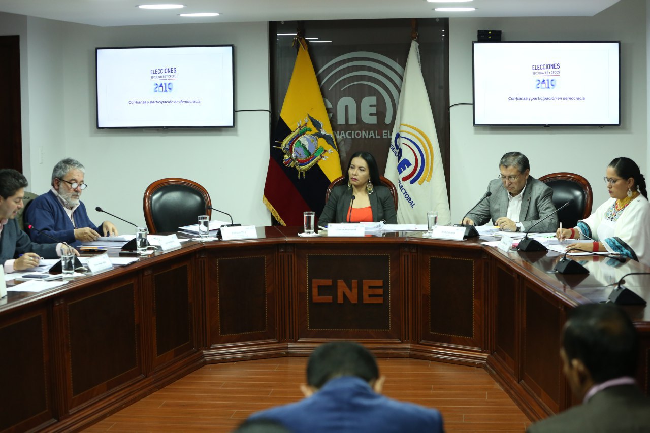 190422 cne pleno2